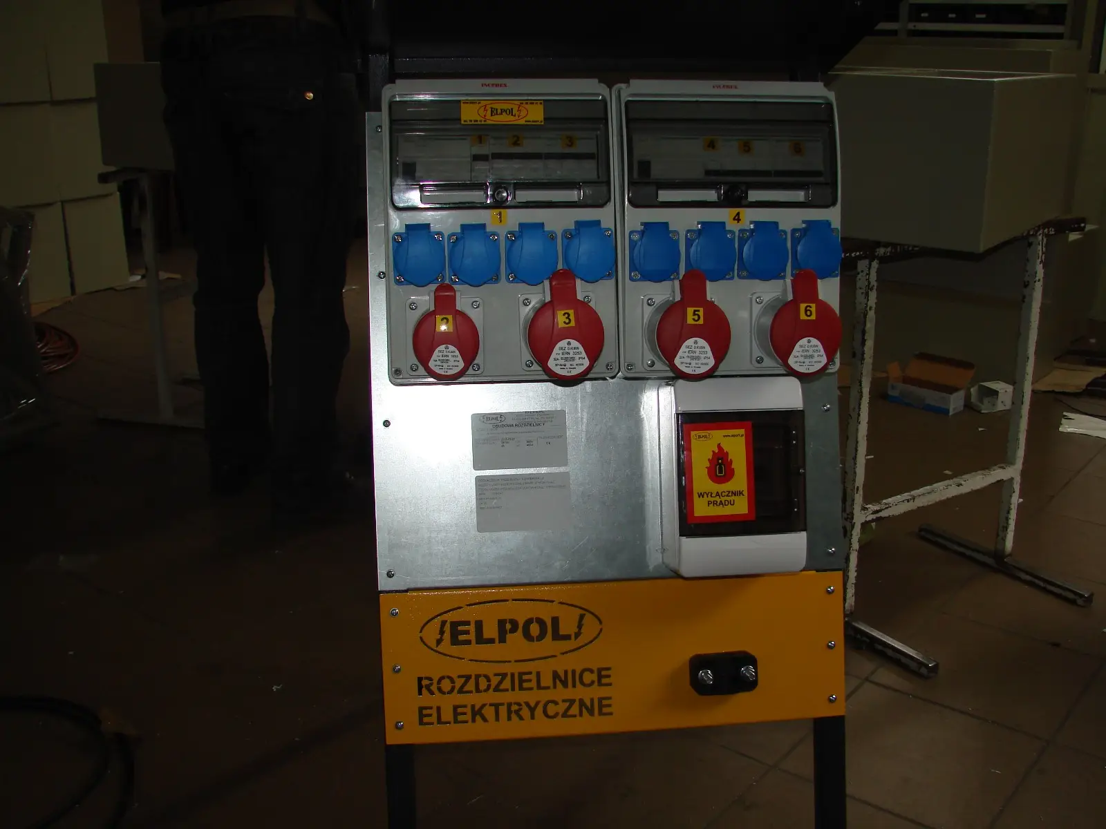 PRODUKCJA ROZDZIELNIC ELEKTRYCZNYCH d